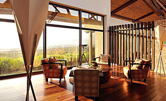 门窗对着池塘会怎样